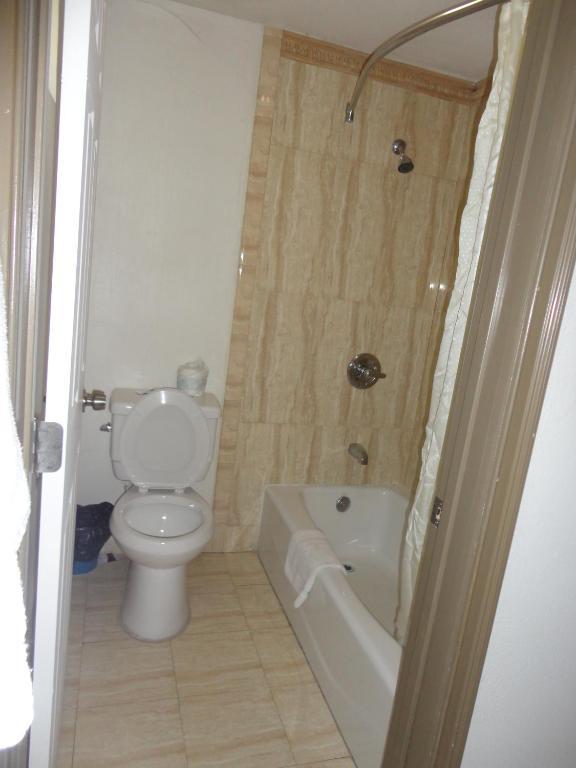 Budget Inn San Fernando Room photo
