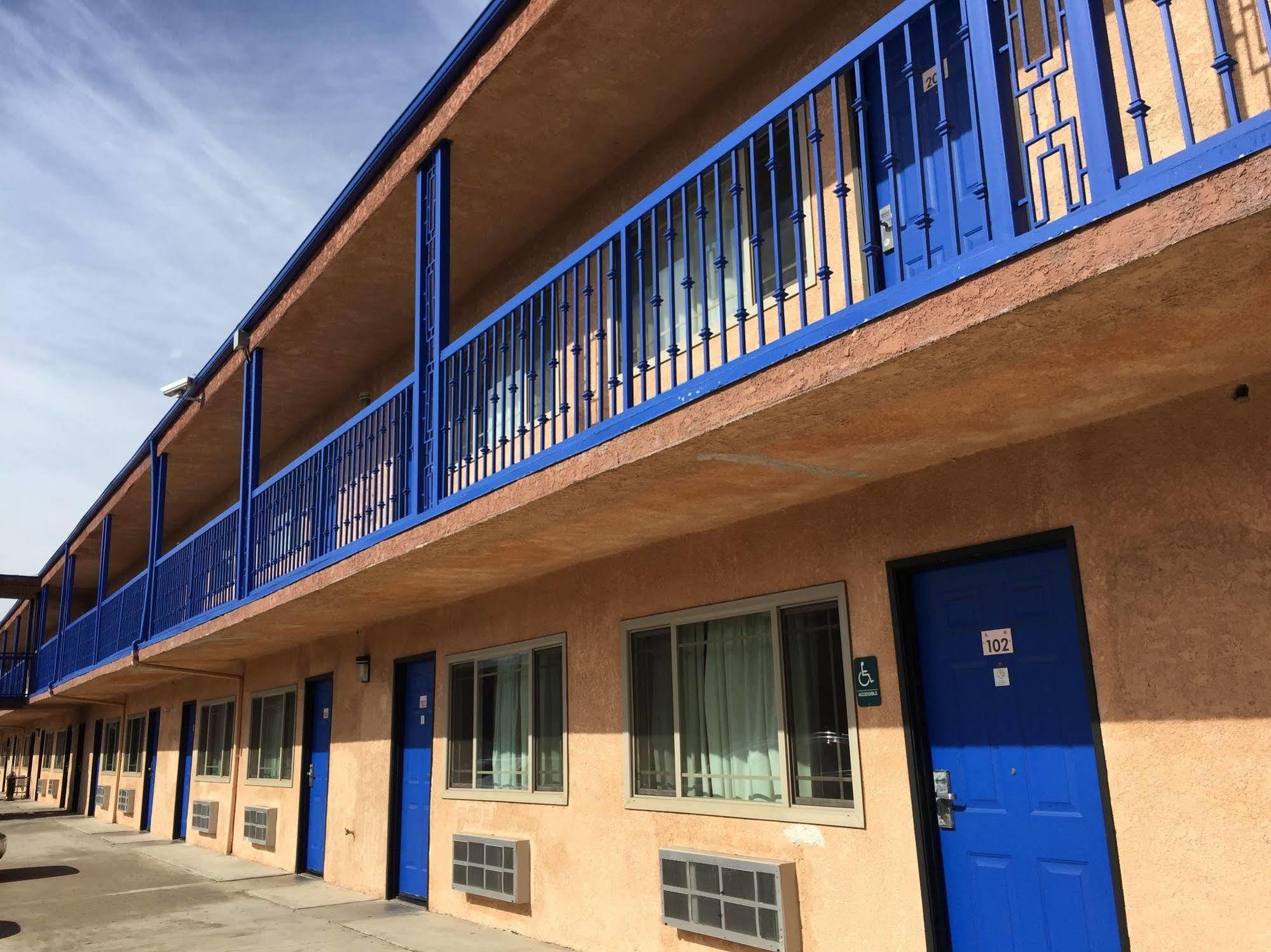 Budget Inn San Fernando Exterior photo